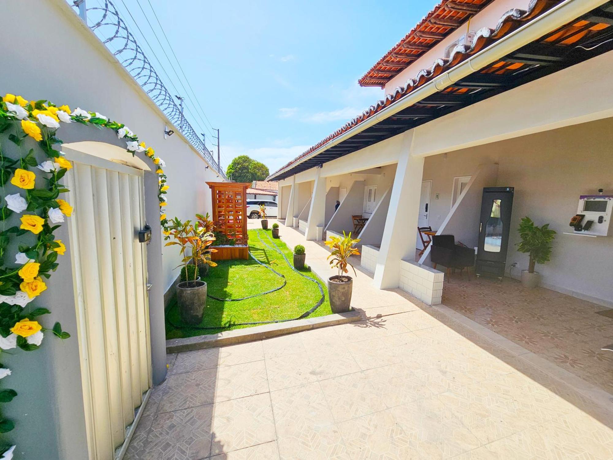 Jf Hotel *