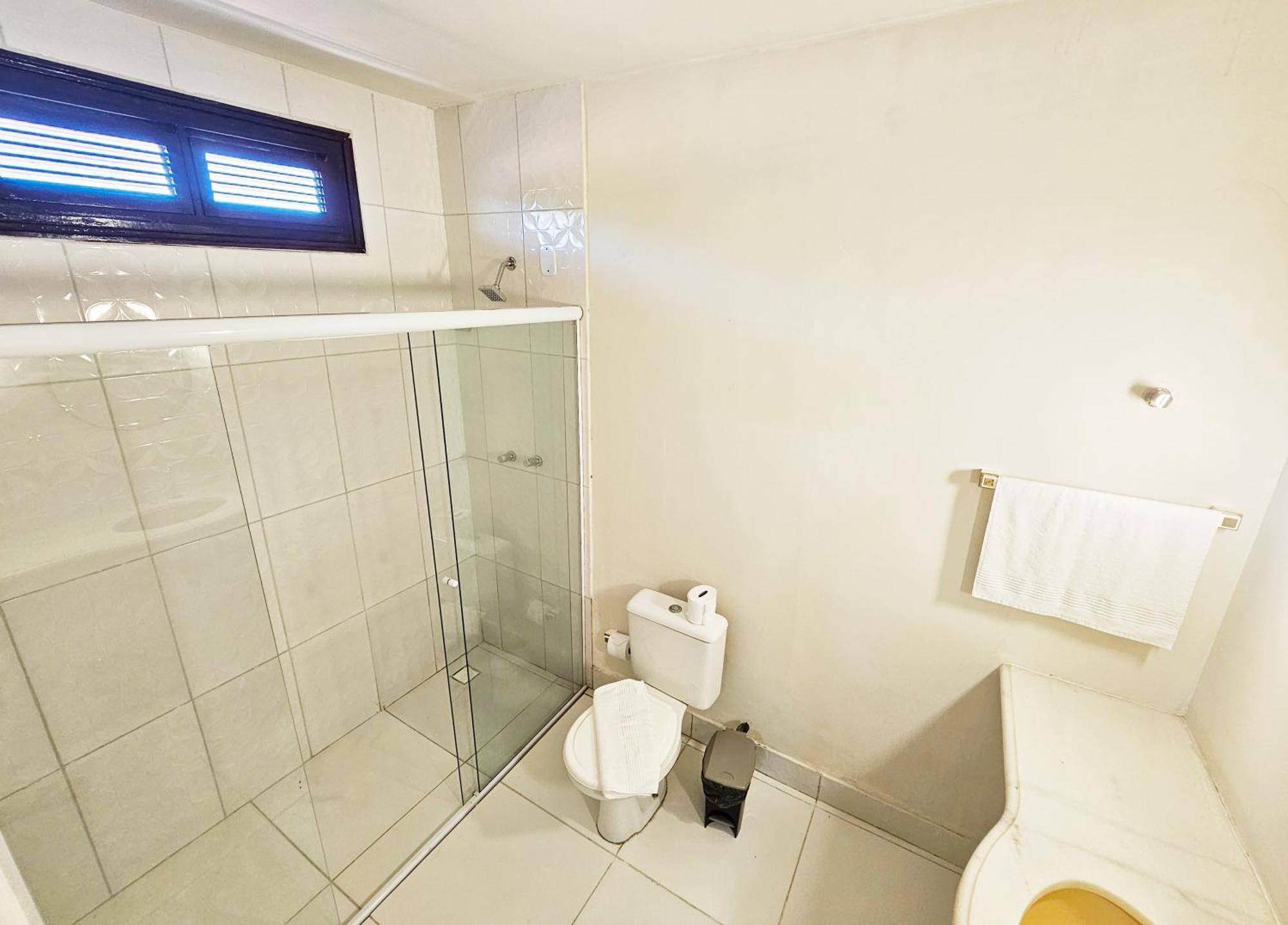 Jf Hotel